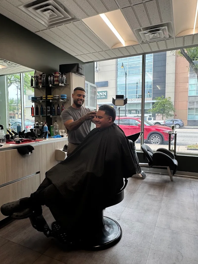 Blessed Hands Barber Parlor | Jovanni The Barber — barber shop (photo 2)